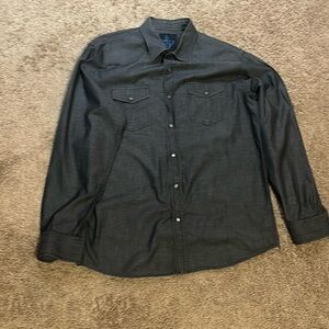 Men’s Button Down Western Style Shirt